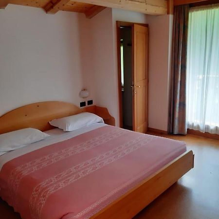 Albergo Scoiattolo Tret Екстериор снимка