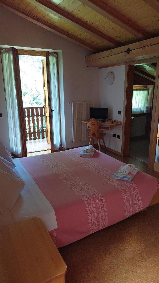Albergo Scoiattolo Tret Екстериор снимка